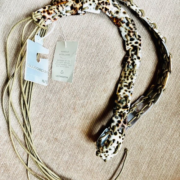 Liz Claiborne Vintage Tortoise Shell Belt - Picture 4 of 4